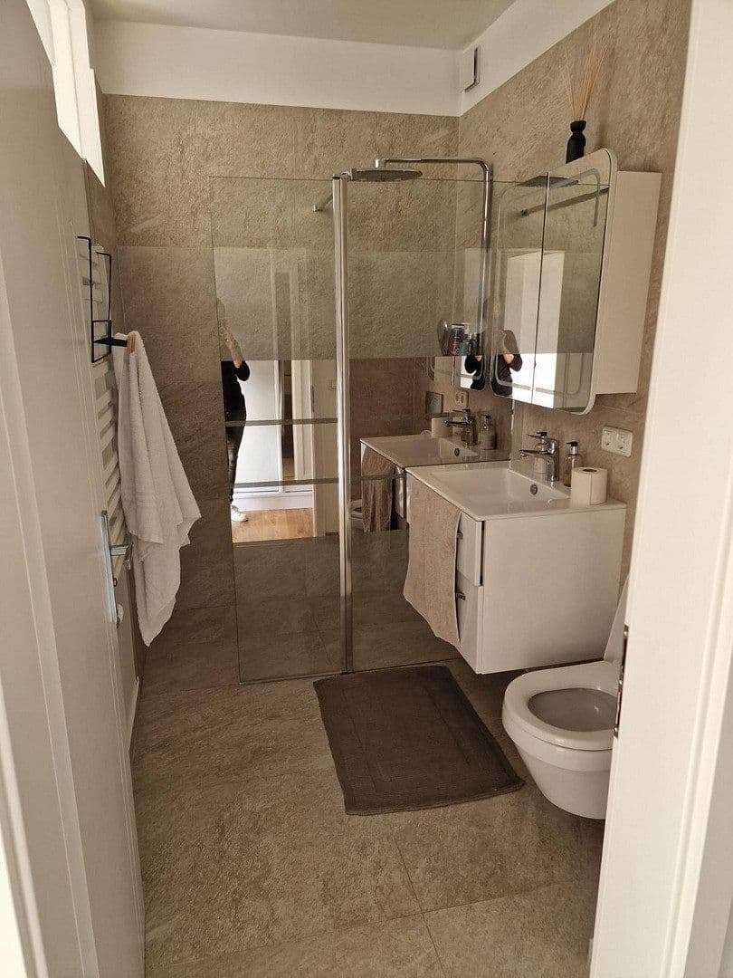 Pronájem bytu 2+1 50 m², Berlin, Berlín Pronájem bytu 2+1 50 m², Berlin, Berlín