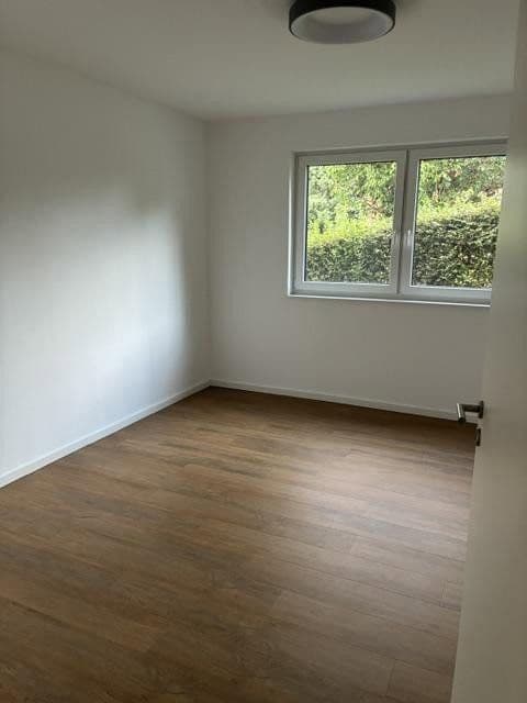 Pronájem bytu 2+1 67 m², Dorffeld 16, Engelskirchen, Severní Porýní-Vestfálsko Pronájem bytu 2+1 67 m², Dorffeld 16, Engelskirchen, Severní Porýní-Vestfálsko