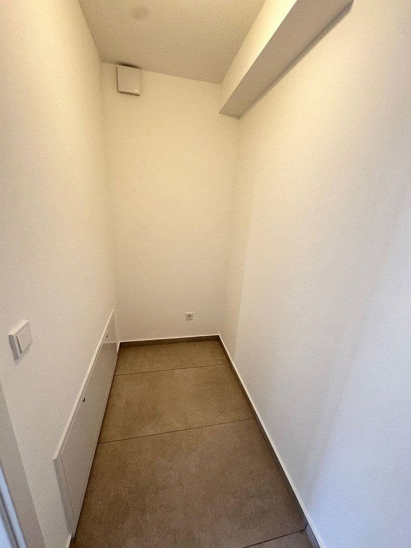 Pronájem bytu 3+1 86 m², Kaiserstraße 41c, Waldbröl, Severní Porýní-Vestfálsko Pronájem bytu 3+1 86 m², Kaiserstraße 41c, Waldbröl, Severní Porýní-Vestfálsko