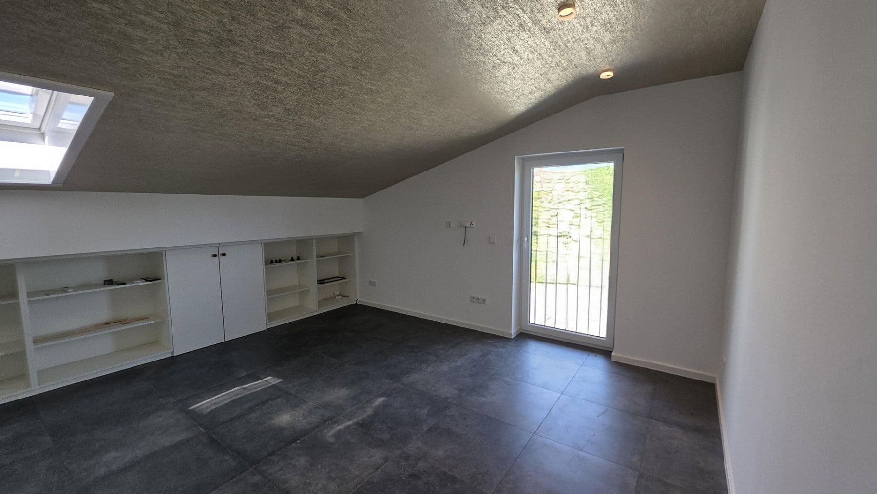 Pronájem bytu 2+kk 91 m², Obernburg am Main, Bavorsko Pronájem bytu 2+kk 91 m², Obernburg am Main, Bavorsko