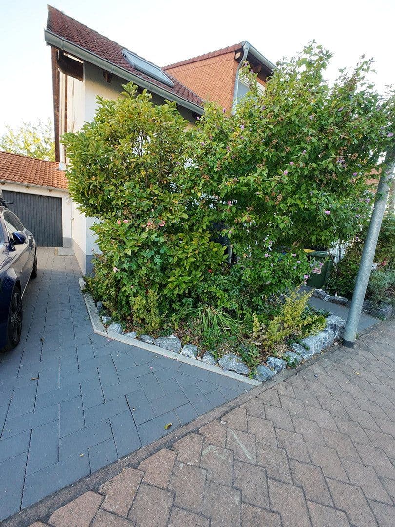 Prodej domu 133 m², pozemek 273 m², Gau-Odernheim, Porýní-Falc Prodej domu 133 m², pozemek 273 m², Gau-Odernheim, Porýní-Falc