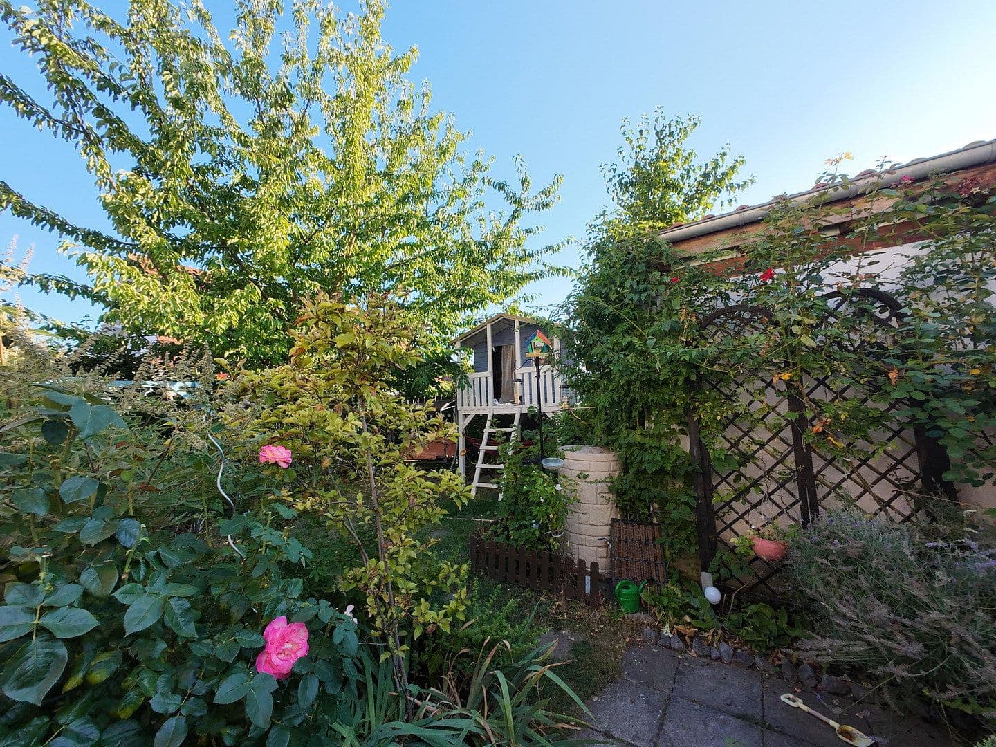 Prodej domu 133 m², pozemek 273 m², Gau-Odernheim, Porýní-Falc Prodej domu 133 m², pozemek 273 m², Gau-Odernheim, Porýní-Falc