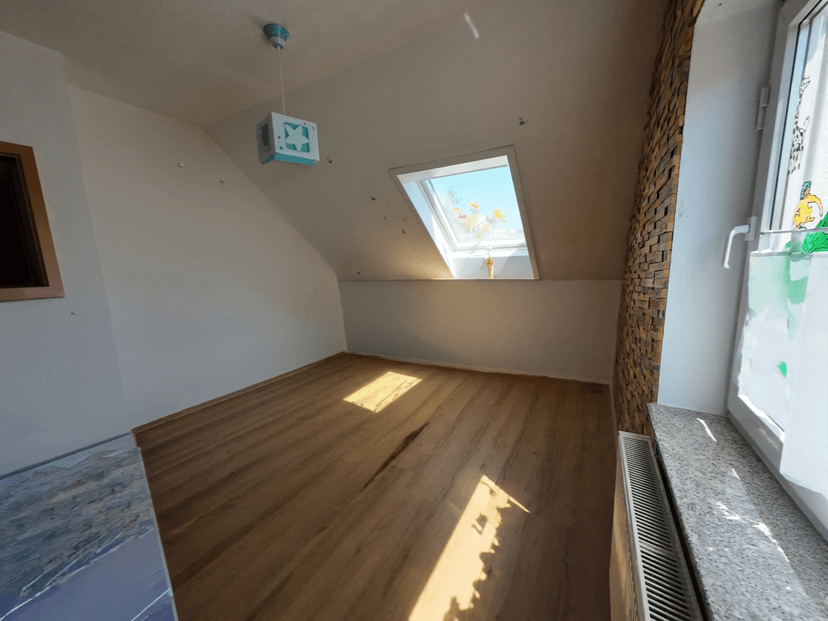Prodej domu 133 m², pozemek 273 m², Gau-Odernheim, Porýní-Falc Prodej domu 133 m², pozemek 273 m², Gau-Odernheim, Porýní-Falc