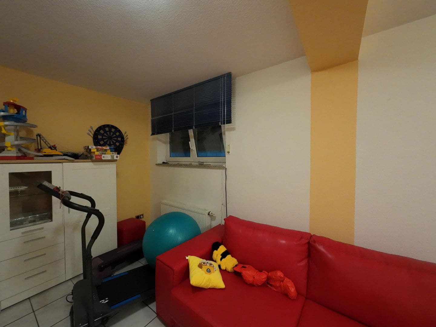 Prodej domu 133 m², pozemek 273 m², Gau-Odernheim, Porýní-Falc Prodej domu 133 m², pozemek 273 m², Gau-Odernheim, Porýní-Falc