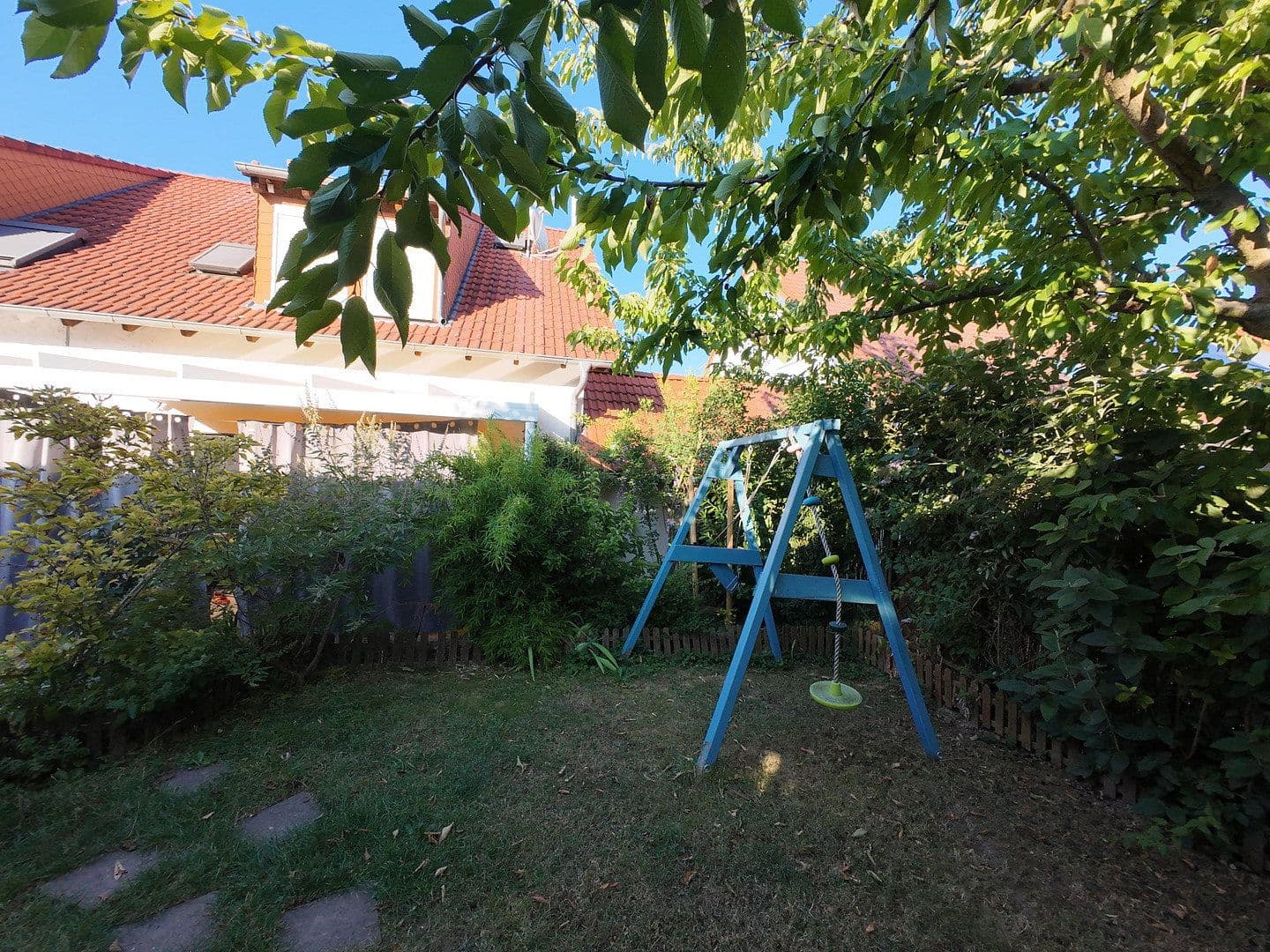 Prodej domu 133 m², pozemek 273 m², Gau-Odernheim, Porýní-Falc Prodej domu 133 m², pozemek 273 m², Gau-Odernheim, Porýní-Falc