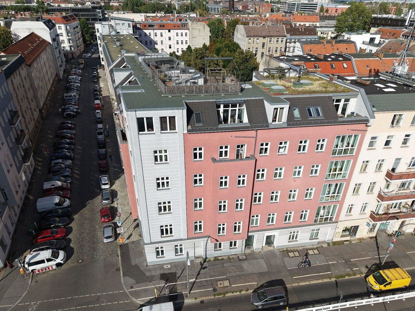 Prodej bytu 3+1 107 m², Berlin, Berlín Prodej bytu 3+1 107 m², Berlin, Berlín