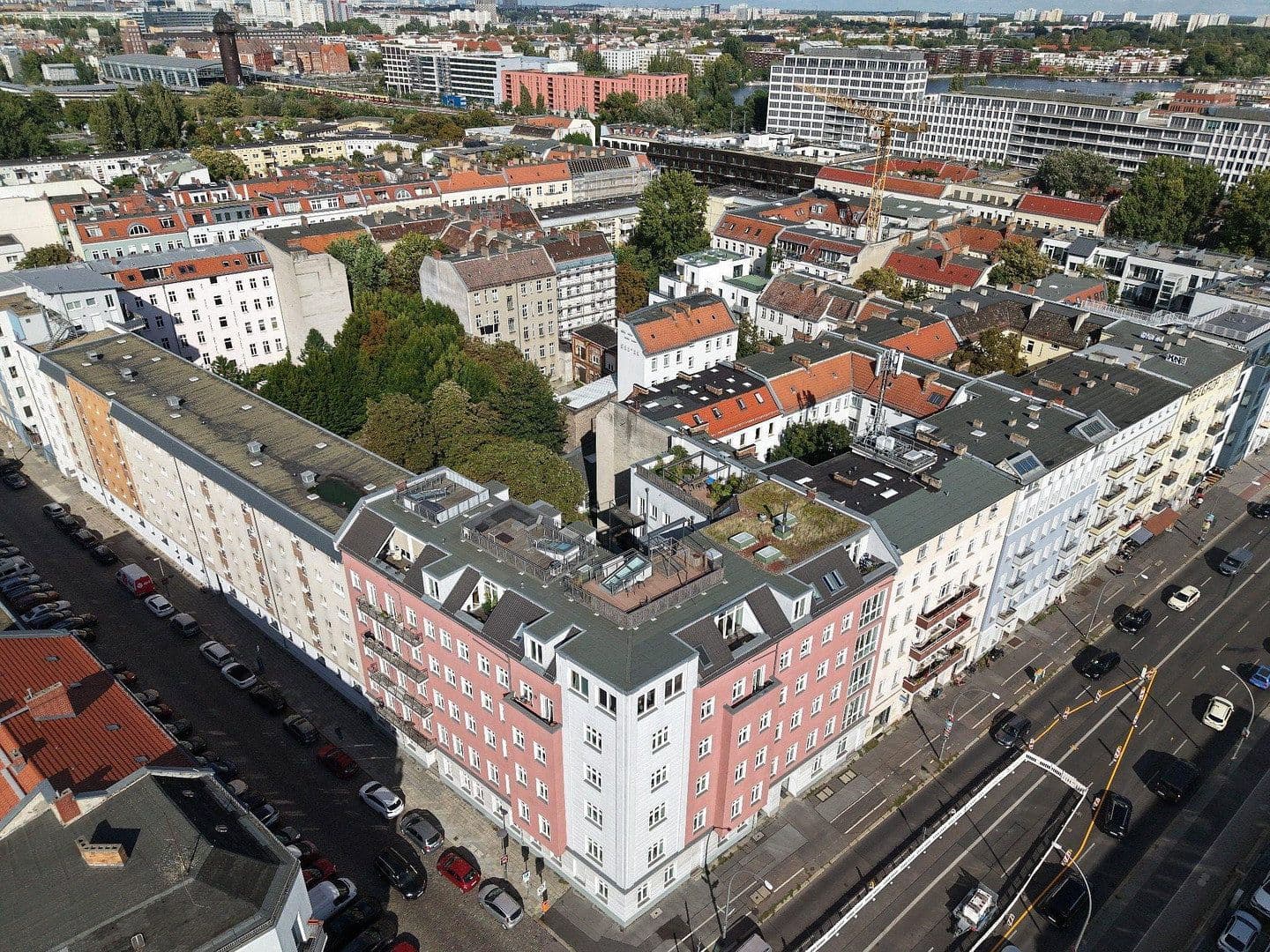 Prodej bytu 3+1 107 m², Berlin, Berlín Prodej bytu 3+1 107 m², Berlin, Berlín