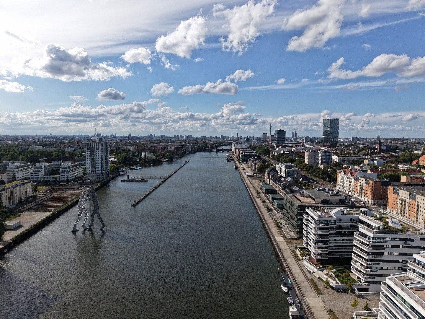 Prodej bytu 3+1 107 m², Berlin, Berlín Prodej bytu 3+1 107 m², Berlin, Berlín