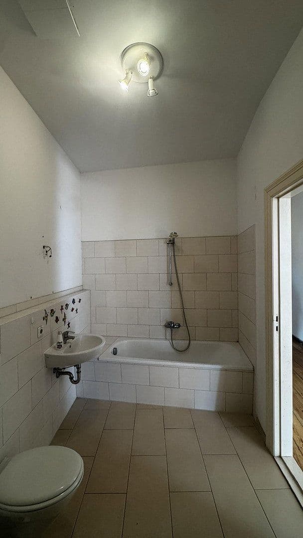 Prodej bytu 3+1 107 m², Berlin, Berlín Prodej bytu 3+1 107 m², Berlin, Berlín
