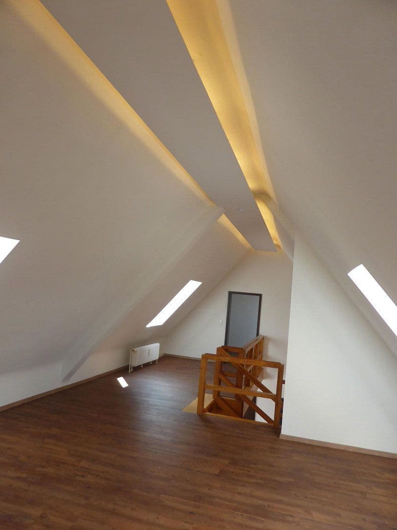 Pronájem bytu 5+1 150 m², Münzstr. 3, Würzburg, Bavorsko Pronájem bytu 5+1 150 m², Münzstr. 3, Würzburg, Bavorsko