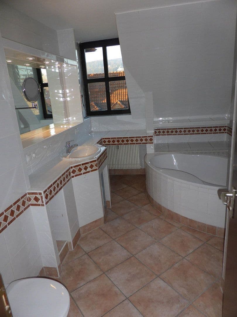 Pronájem bytu 5+1 150 m², Münzstr. 3, Würzburg, Bavorsko Pronájem bytu 5+1 150 m², Münzstr. 3, Würzburg, Bavorsko