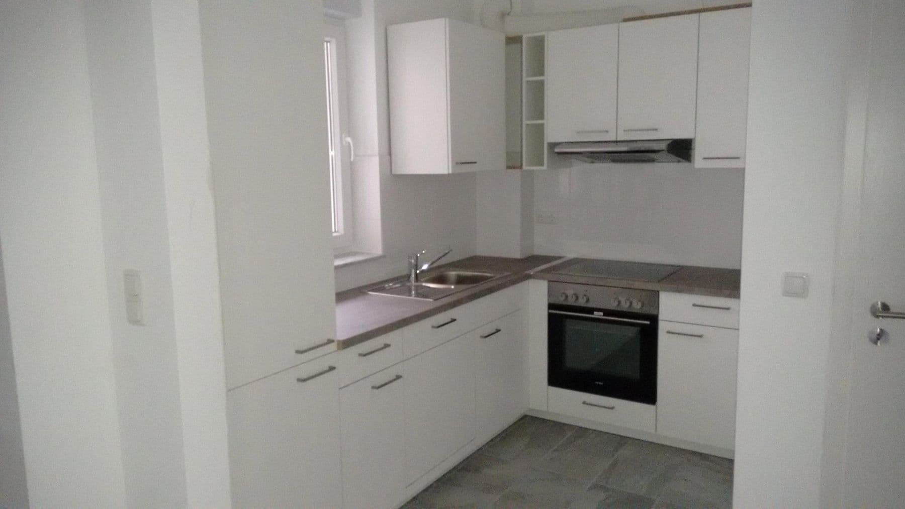 Prodej domu 240 m², pozemek 301 m², Hochheim, Hessen Prodej domu 240 m², pozemek 301 m², Hochheim, Hessen