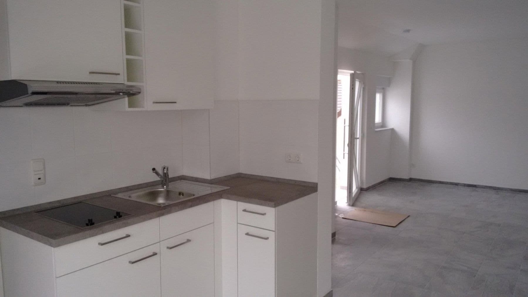 Prodej domu 240 m², pozemek 301 m², Hochheim, Hessen Prodej domu 240 m², pozemek 301 m², Hochheim, Hessen