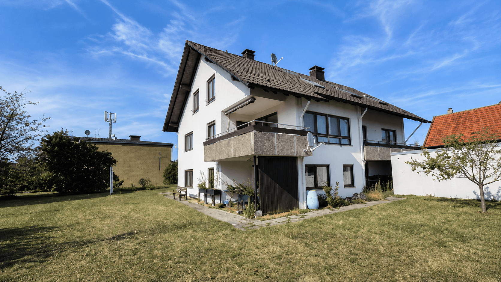 Pronájem bytu 5+1 124 m², Illingen, Bádensko-Württembersko Pronájem bytu 5+1 124 m², Illingen, Bádensko-Württembersko