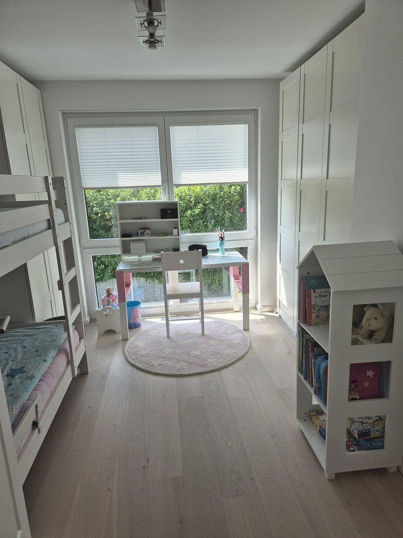 Prodej domu 165 m², pozemek 560 m², Ahrensburg, Šlesvicko-Holštýnsko Prodej domu 165 m², pozemek 560 m², Ahrensburg, Šlesvicko-Holštýnsko