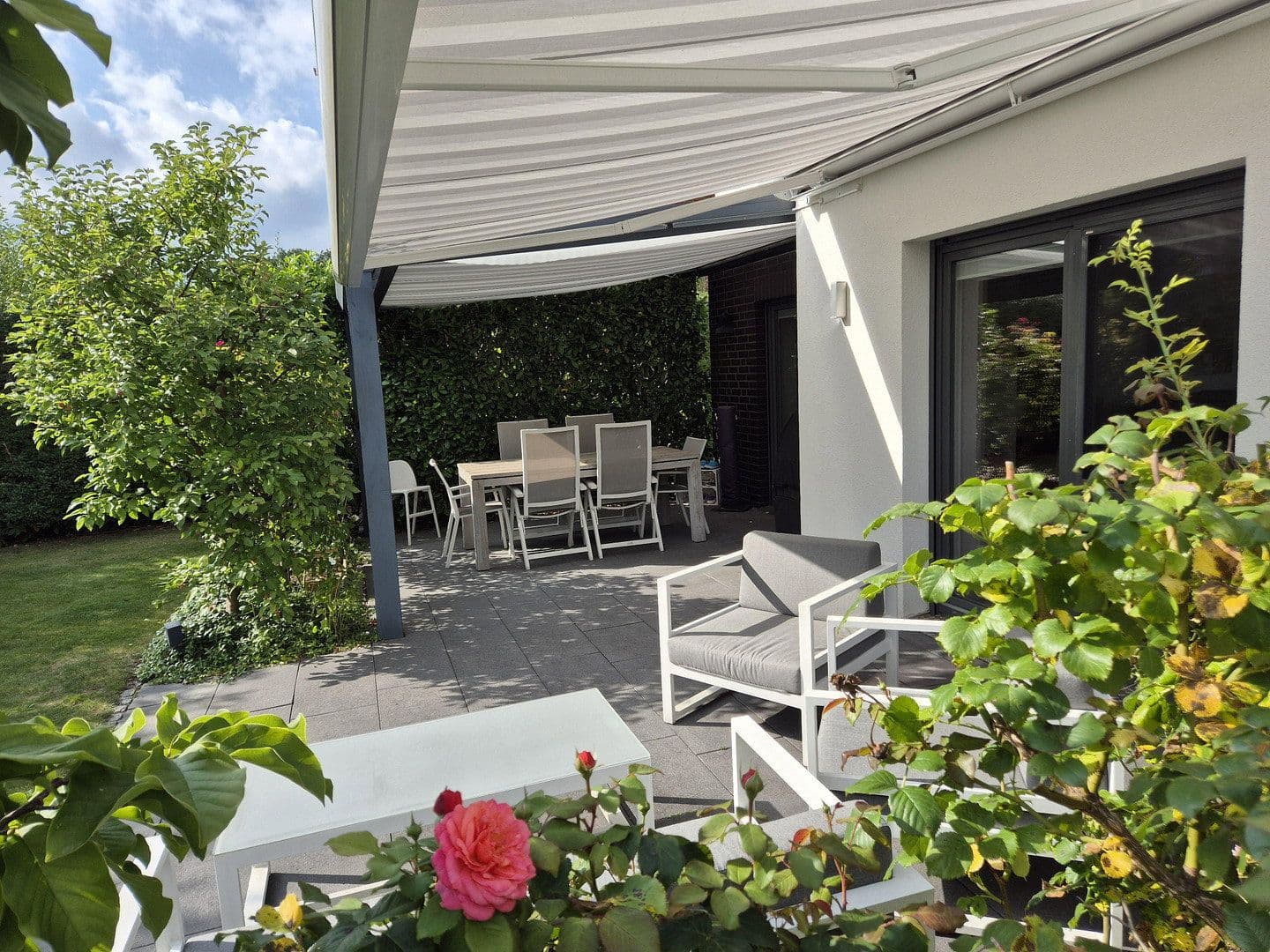 Prodej domu 165 m², pozemek 560 m², Ahrensburg, Šlesvicko-Holštýnsko Prodej domu 165 m², pozemek 560 m², Ahrensburg, Šlesvicko-Holštýnsko