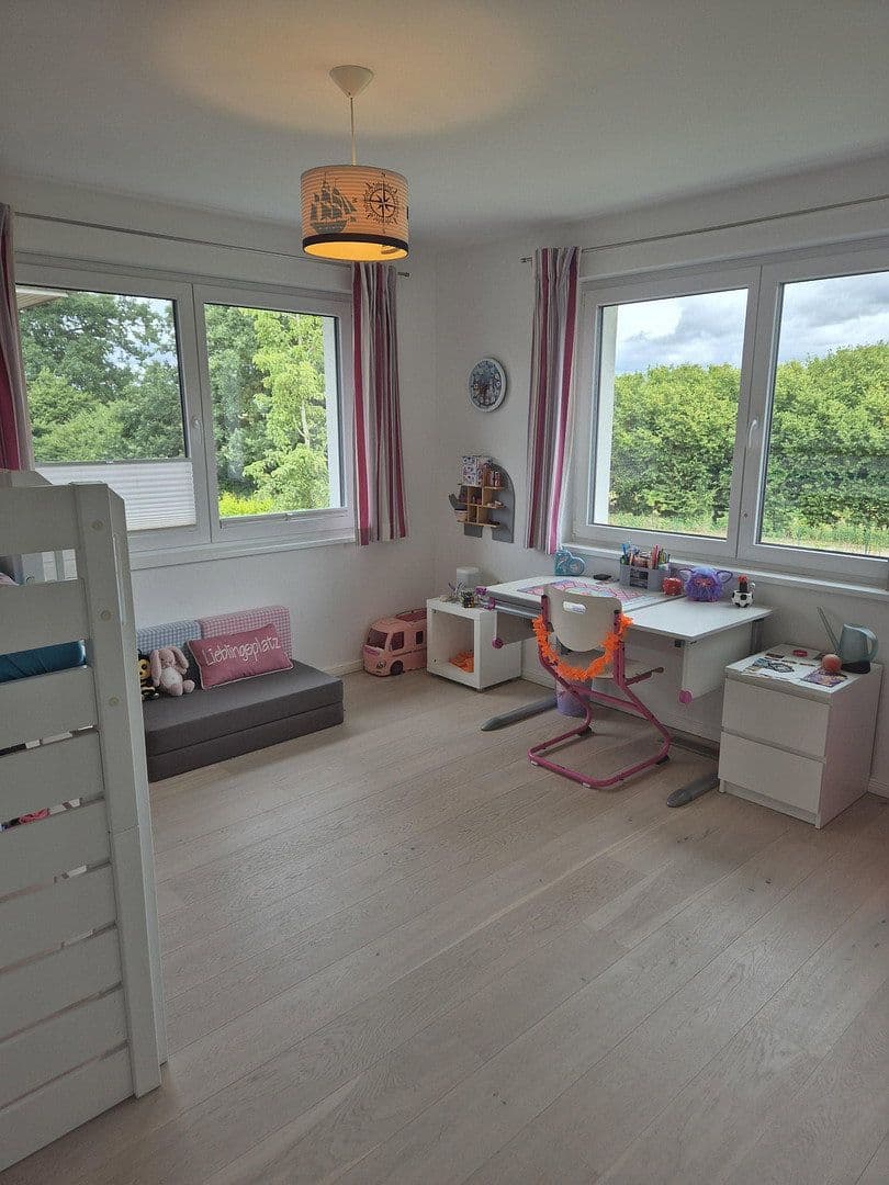 Prodej domu 165 m², pozemek 560 m², Ahrensburg, Šlesvicko-Holštýnsko Prodej domu 165 m², pozemek 560 m², Ahrensburg, Šlesvicko-Holštýnsko