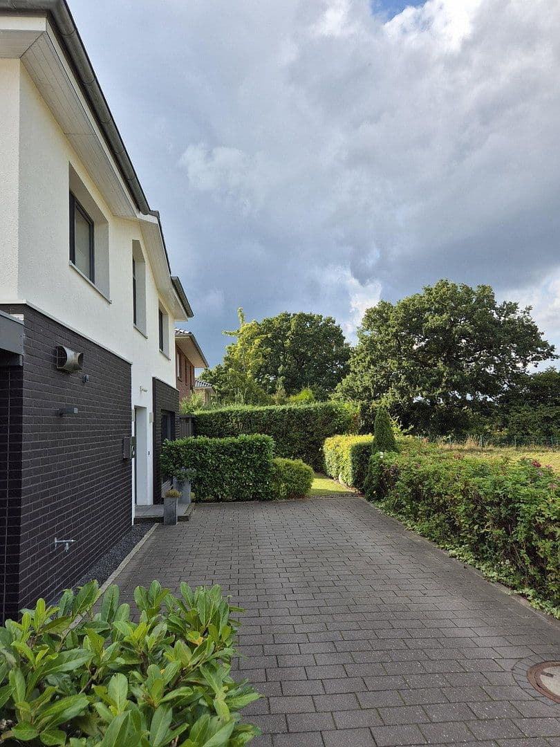 Prodej domu 165 m², pozemek 560 m², Ahrensburg, Šlesvicko-Holštýnsko Prodej domu 165 m², pozemek 560 m², Ahrensburg, Šlesvicko-Holštýnsko