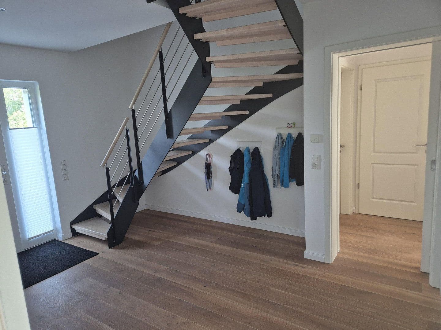 Prodej domu 165 m², pozemek 560 m², Ahrensburg, Šlesvicko-Holštýnsko Prodej domu 165 m², pozemek 560 m², Ahrensburg, Šlesvicko-Holštýnsko