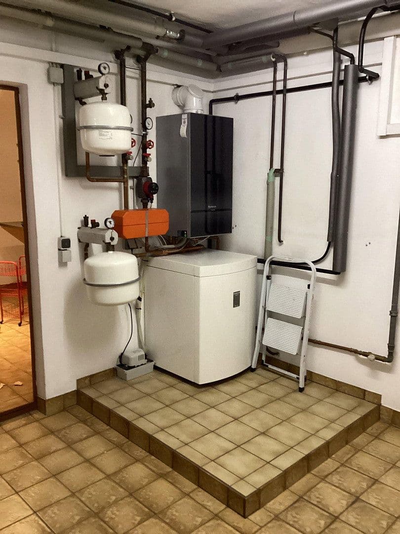 Prodej domu 195 m², pozemek 408 m², Ingelheim am Rhein, Porýní-Falc Prodej domu 195 m², pozemek 408 m², Ingelheim am Rhein, Porýní-Falc