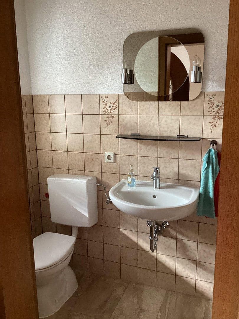 Prodej domu 195 m², pozemek 408 m², Ingelheim am Rhein, Porýní-Falc Prodej domu 195 m², pozemek 408 m², Ingelheim am Rhein, Porýní-Falc