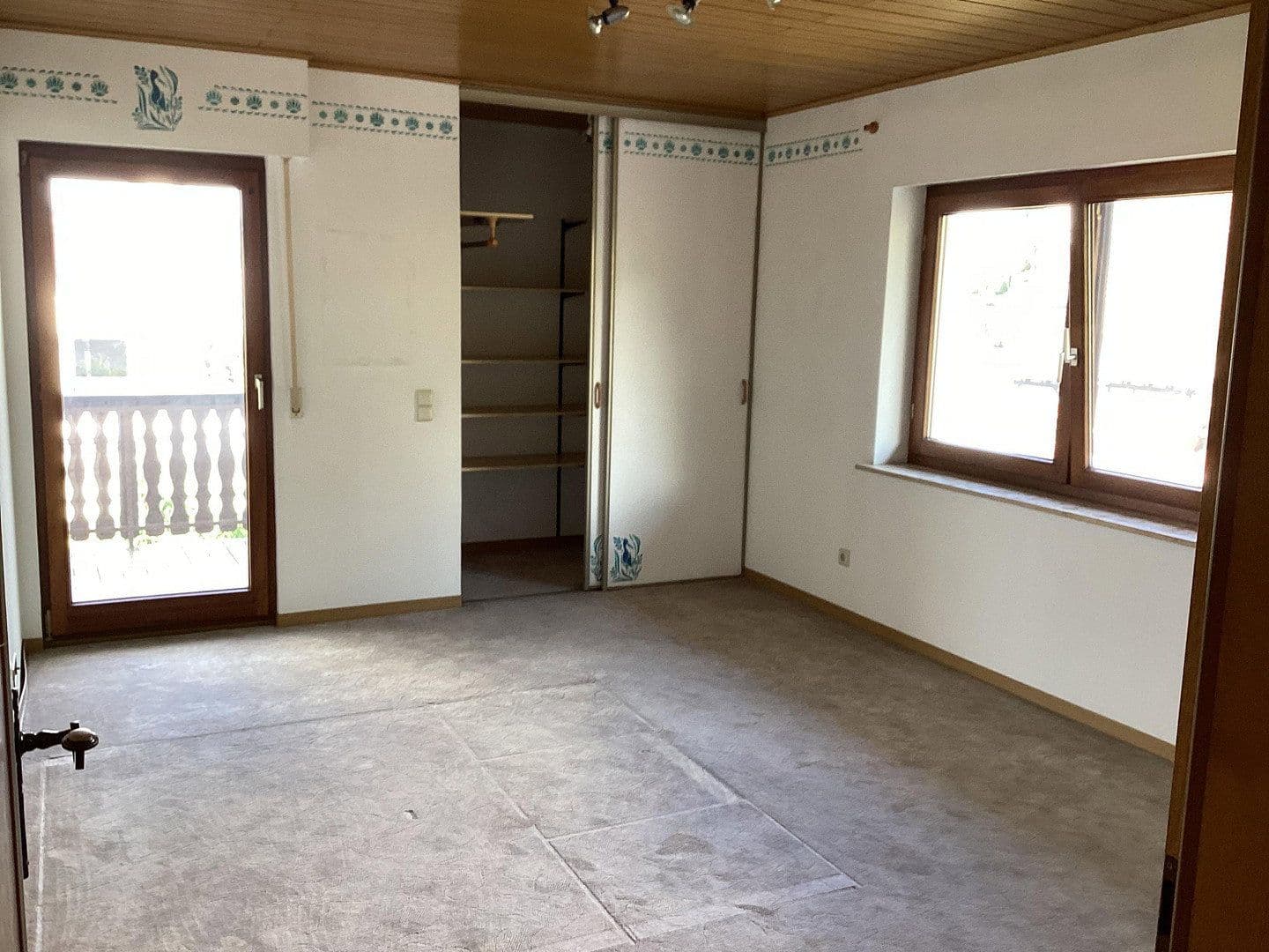 Prodej domu 195 m², pozemek 408 m², Ingelheim am Rhein, Porýní-Falc Prodej domu 195 m², pozemek 408 m², Ingelheim am Rhein, Porýní-Falc
