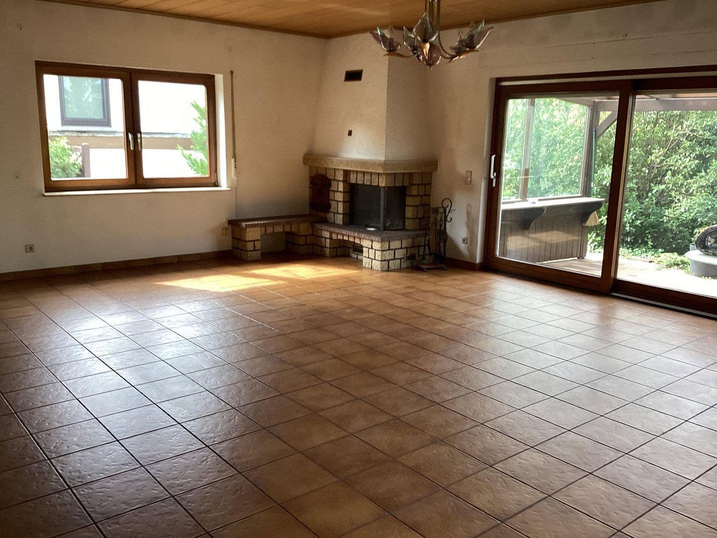 Prodej domu 195 m², pozemek 408 m², Ingelheim am Rhein, Porýní-Falc Prodej domu 195 m², pozemek 408 m², Ingelheim am Rhein, Porýní-Falc