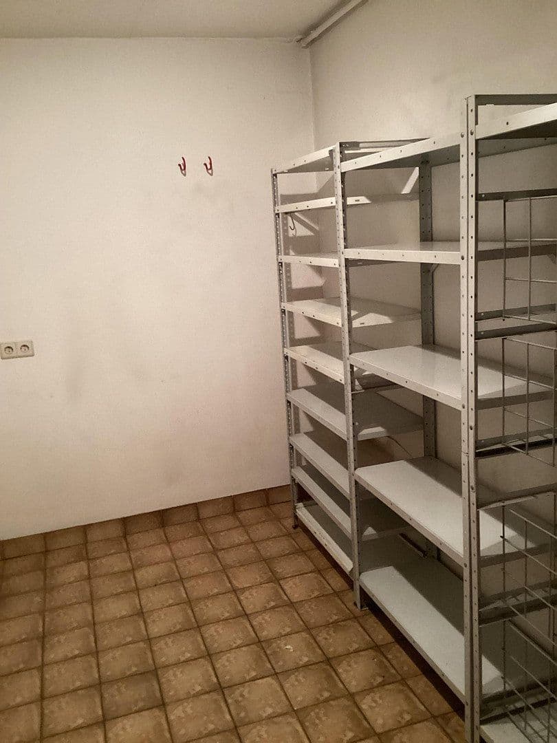 Prodej domu 195 m², pozemek 408 m², Ingelheim am Rhein, Porýní-Falc Prodej domu 195 m², pozemek 408 m², Ingelheim am Rhein, Porýní-Falc