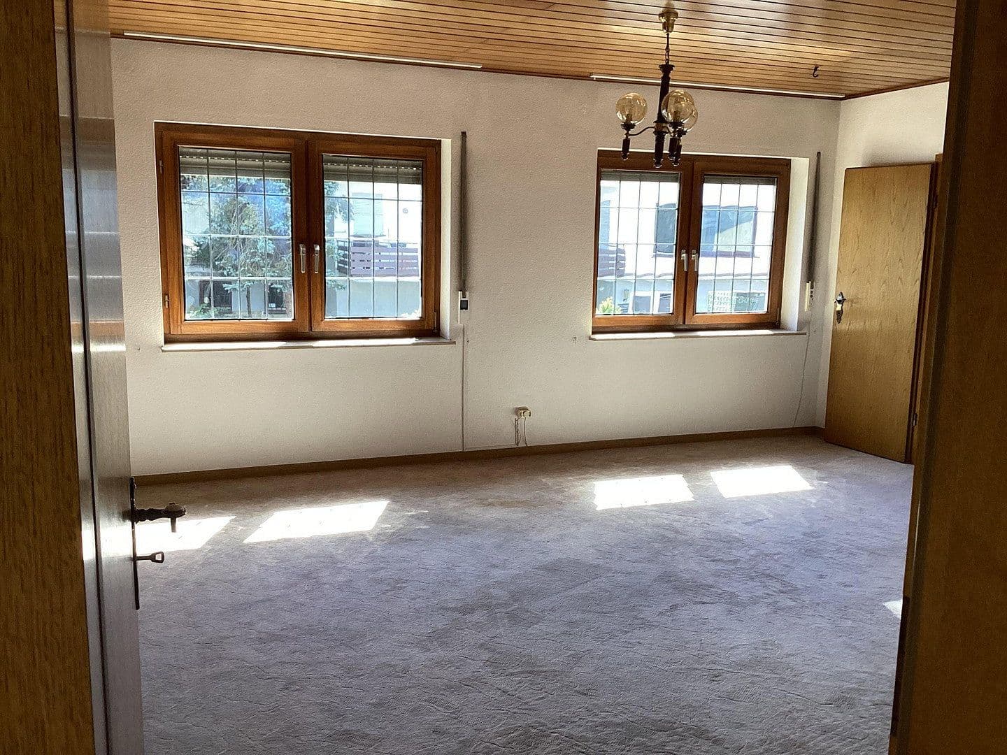 Prodej domu 195 m², pozemek 408 m², Ingelheim am Rhein, Porýní-Falc Prodej domu 195 m², pozemek 408 m², Ingelheim am Rhein, Porýní-Falc