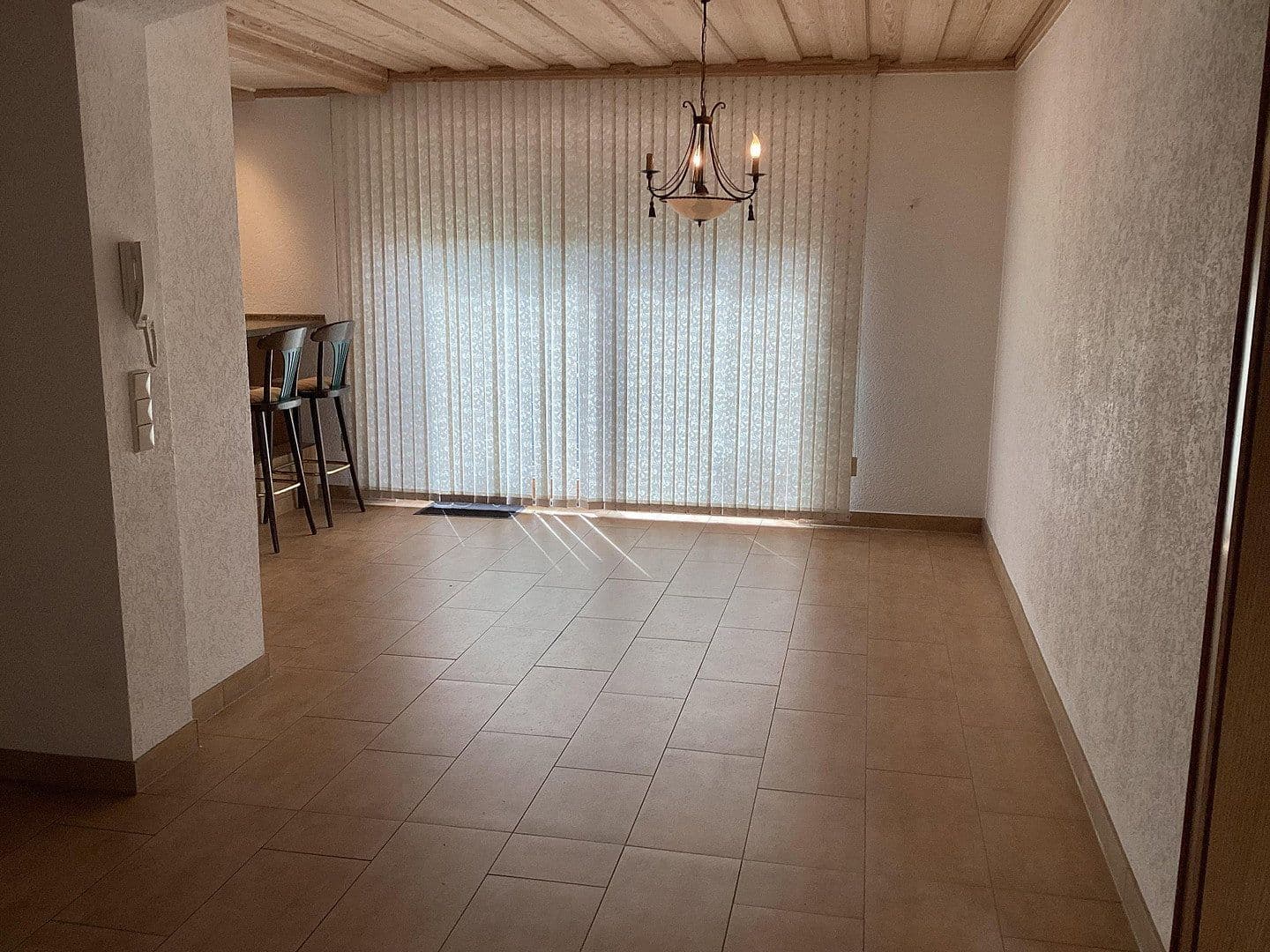Prodej domu 195 m², pozemek 408 m², Ingelheim am Rhein, Porýní-Falc Prodej domu 195 m², pozemek 408 m², Ingelheim am Rhein, Porýní-Falc