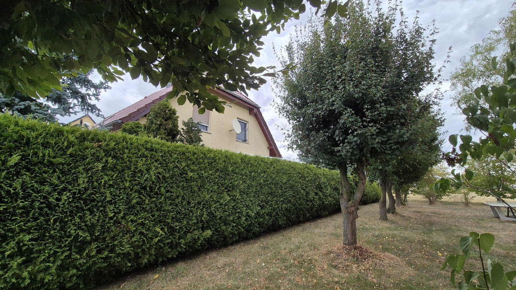 Prodej domu 130 m², pozemek 587 m², Leuna, Sasko-Anhaltsko Prodej domu 130 m², pozemek 587 m², Leuna, Sasko-Anhaltsko