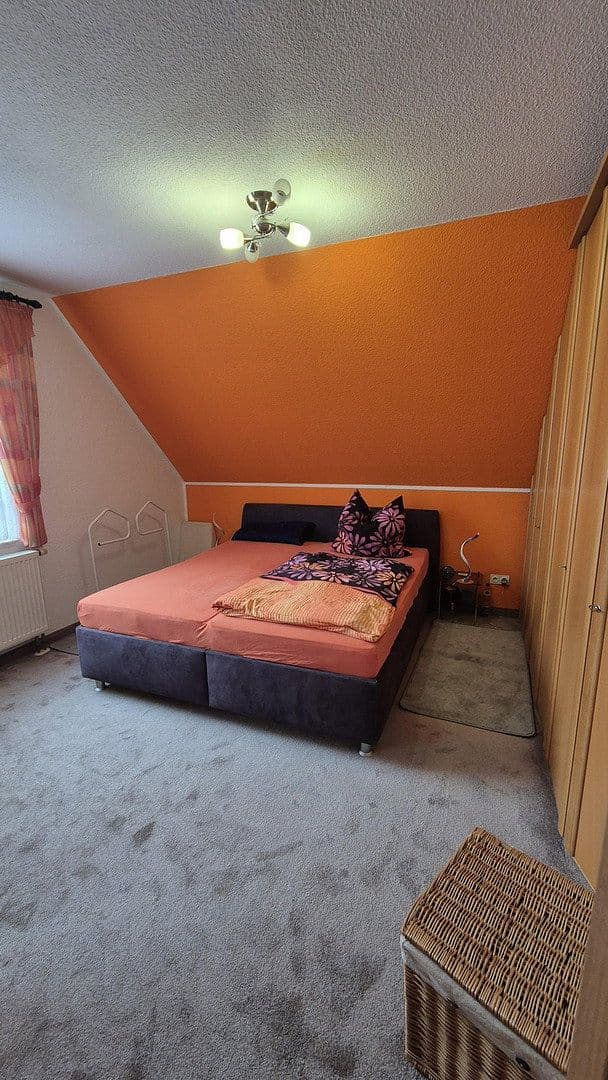 Prodej domu 130 m², pozemek 587 m², Leuna, Sasko-Anhaltsko Prodej domu 130 m², pozemek 587 m², Leuna, Sasko-Anhaltsko