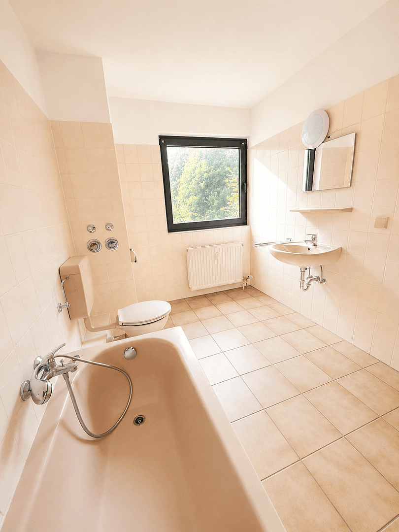 Pronájem bytu 3+1 99 m², Hans-Streif-Straße 2, Bad Soden-Salmünster, Hessen Pronájem bytu 3+1 99 m², Hans-Streif-Straße 2, Bad Soden-Salmünster, Hessen