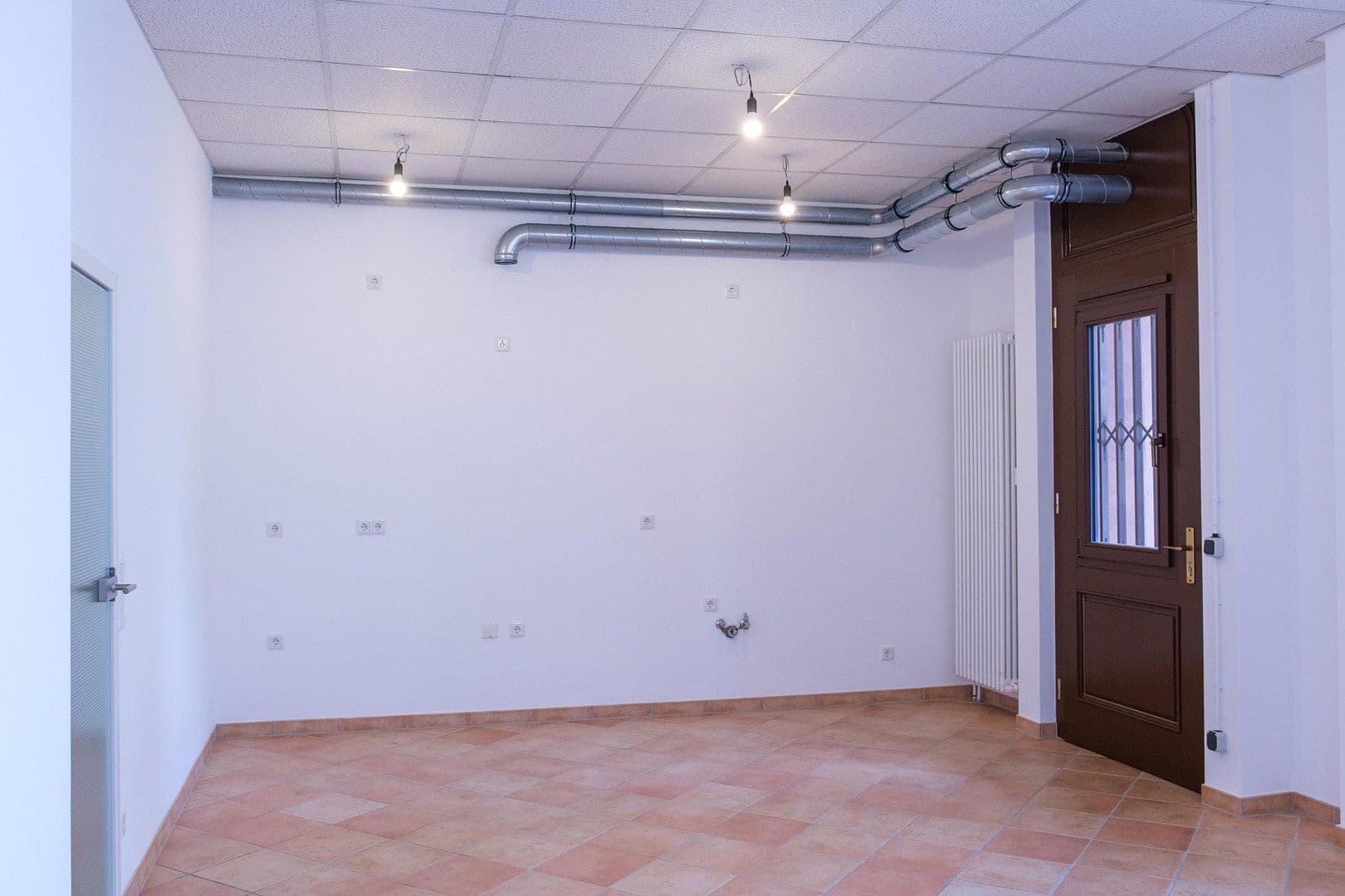 Pronájem bytu 3+1 90 m², Mannheim, Bádensko-Württembersko Pronájem bytu 3+1 90 m², Mannheim, Bádensko-Württembersko
