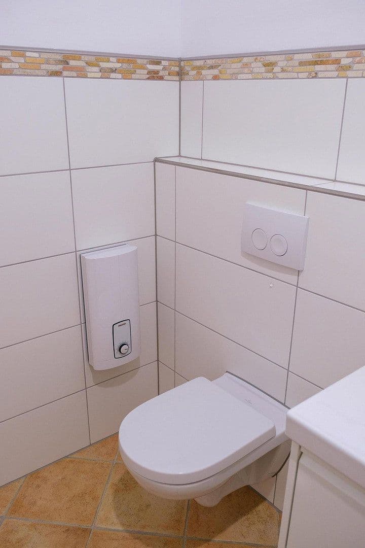 Pronájem bytu 3+1 90 m², Mannheim, Bádensko-Württembersko Pronájem bytu 3+1 90 m², Mannheim, Bádensko-Württembersko