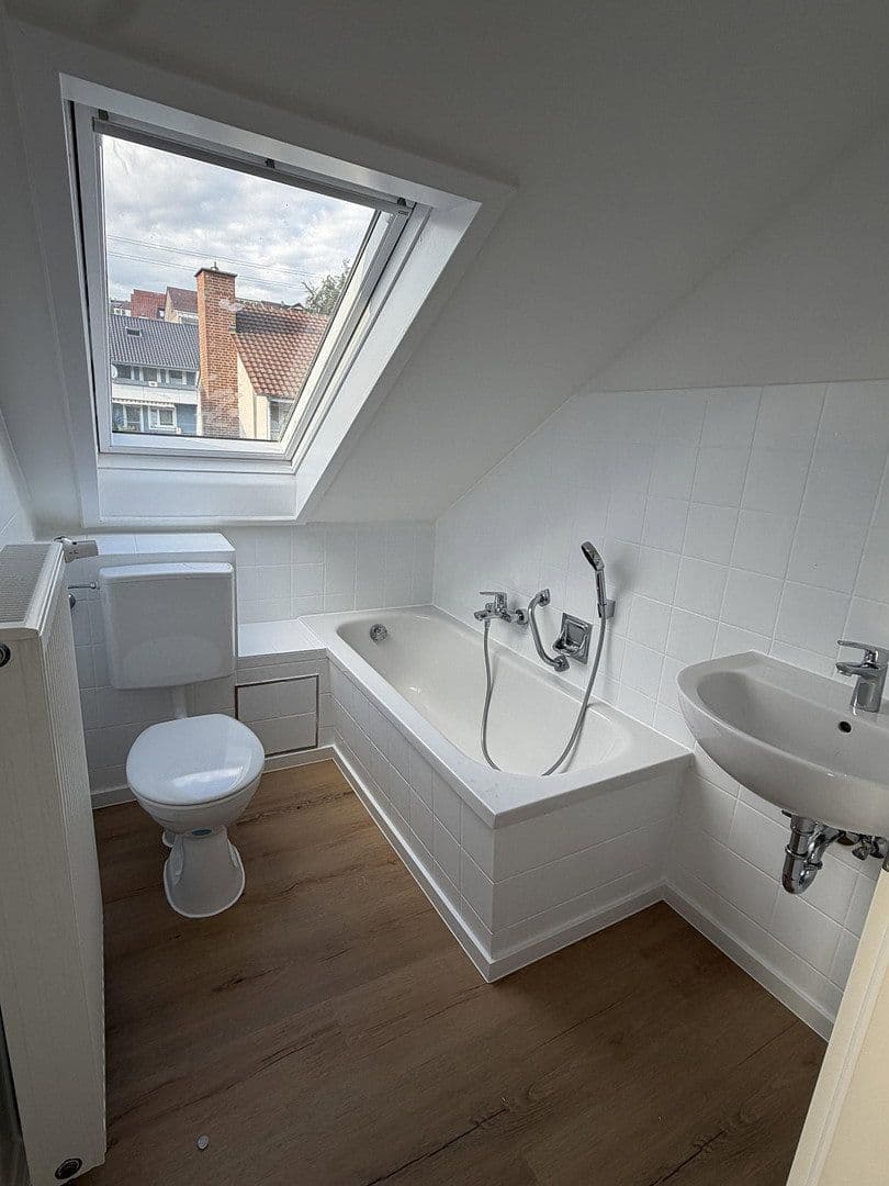 Pronájem bytu 2+1 59 m², Hölzernerstrasse 14, Eberstadt, Bádensko-Württembersko Pronájem bytu 2+1 59 m², Hölzernerstrasse 14, Eberstadt, Bádensko-Württembersko