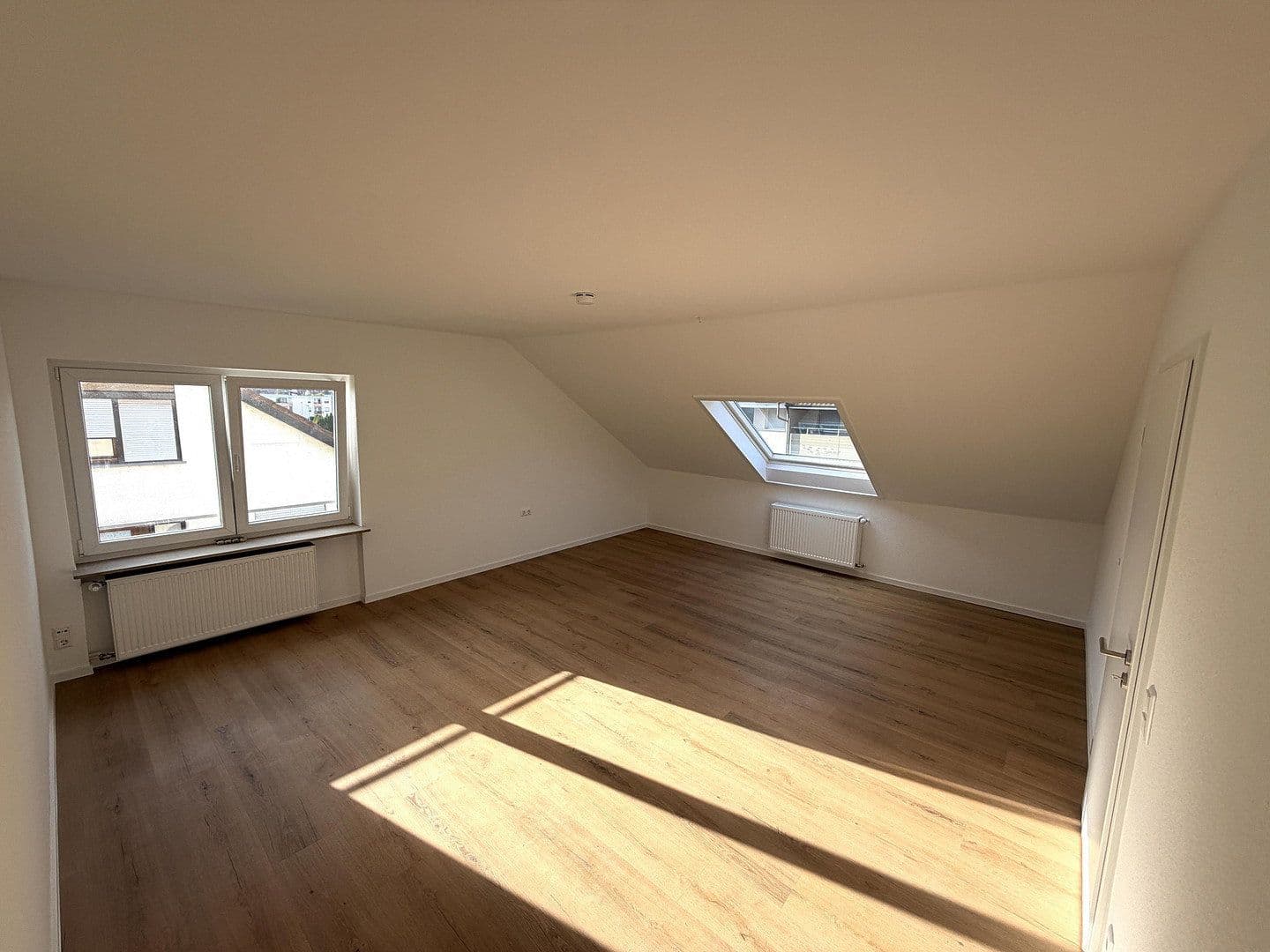 Pronájem bytu 2+1 59 m², Hölzernerstrasse 14, Eberstadt, Bádensko-Württembersko Pronájem bytu 2+1 59 m², Hölzernerstrasse 14, Eberstadt, Bádensko-Württembersko