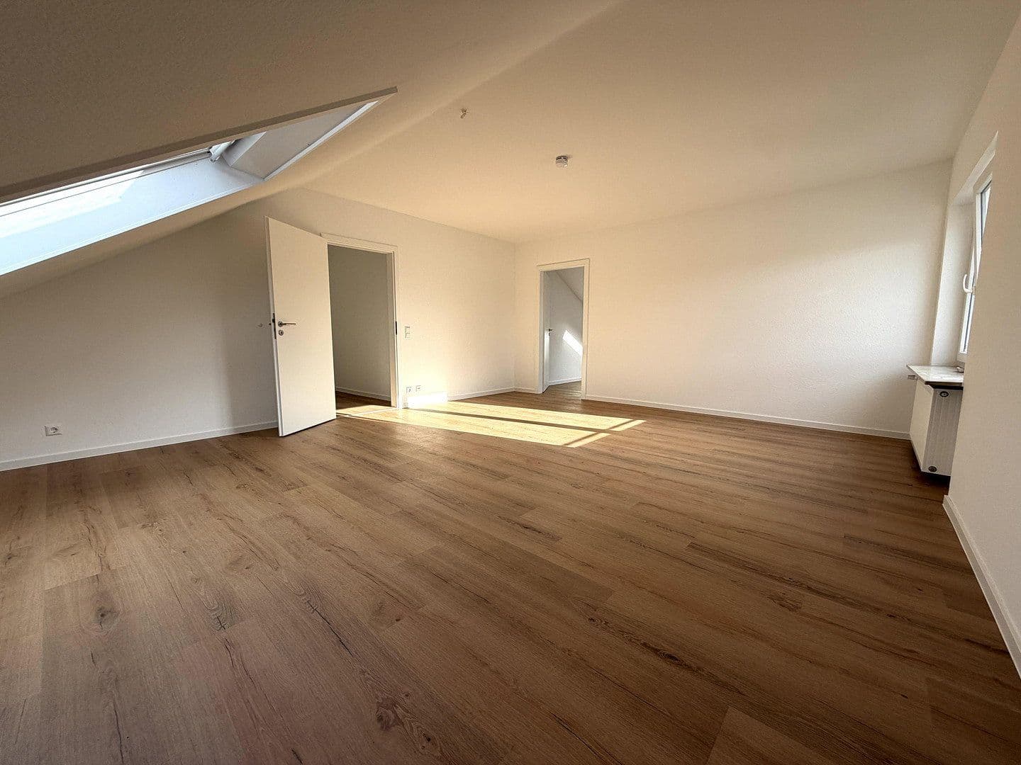 Pronájem bytu 2+1 59 m², Hölzernerstrasse 14, Eberstadt, Bádensko-Württembersko Pronájem bytu 2+1 59 m², Hölzernerstrasse 14, Eberstadt, Bádensko-Württembersko