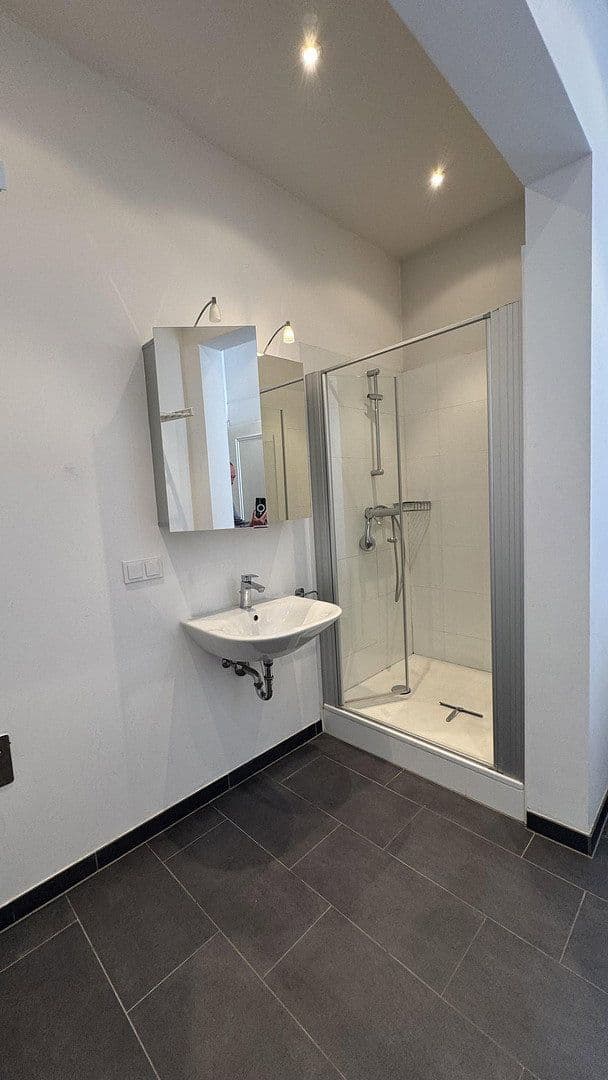Pronájem bytu 1+1 48 m², Friedrichstrasse 47, Wiesbaden-Innenstadt, Hessen Pronájem bytu 1+1 48 m², Friedrichstrasse 47, Wiesbaden-Innenstadt, Hessen