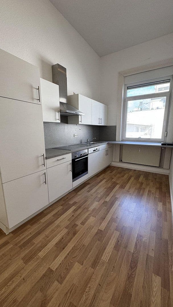 Pronájem bytu 1+1 48 m², Friedrichstrasse 47, Wiesbaden-Innenstadt, Hessen Pronájem bytu 1+1 48 m², Friedrichstrasse 47, Wiesbaden-Innenstadt, Hessen