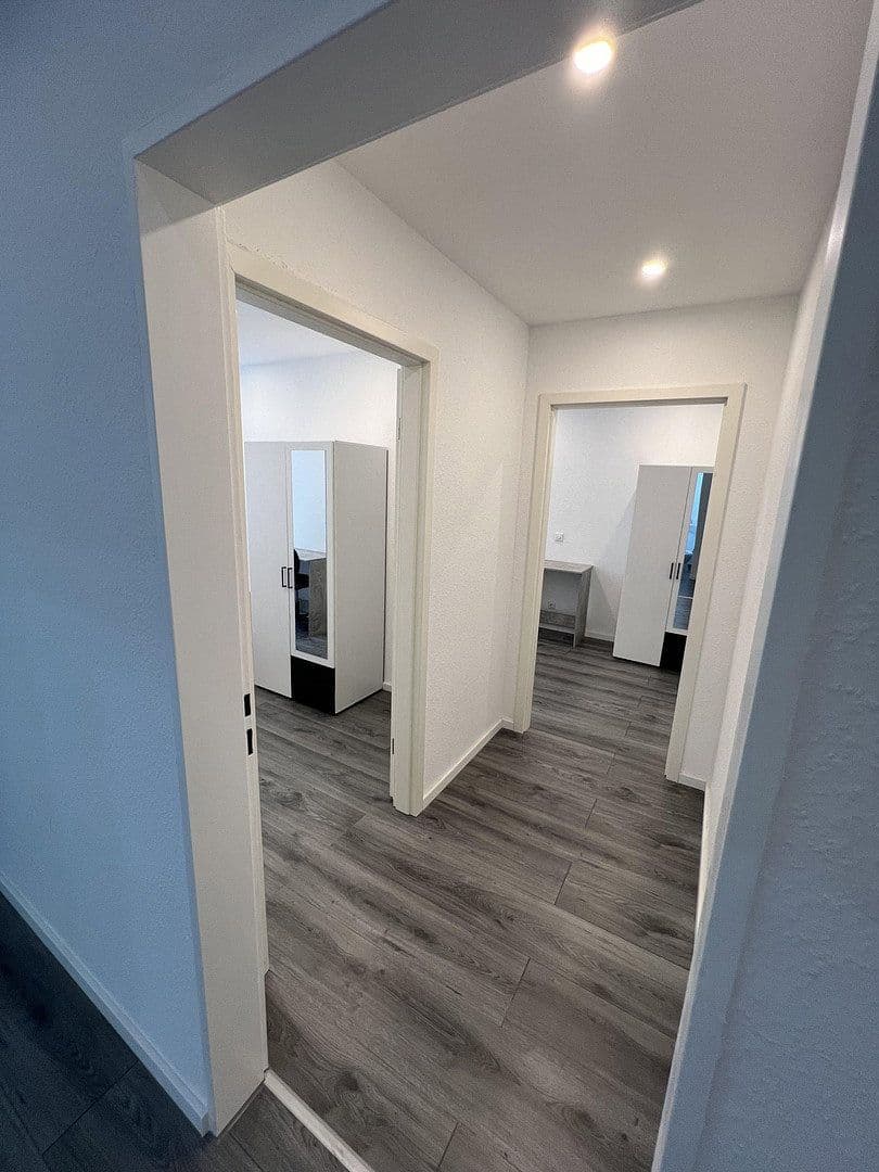Pronájem bytu 4+1 85 m², Mannheim, Bádensko-Württembersko Pronájem bytu 4+1 85 m², Mannheim, Bádensko-Württembersko