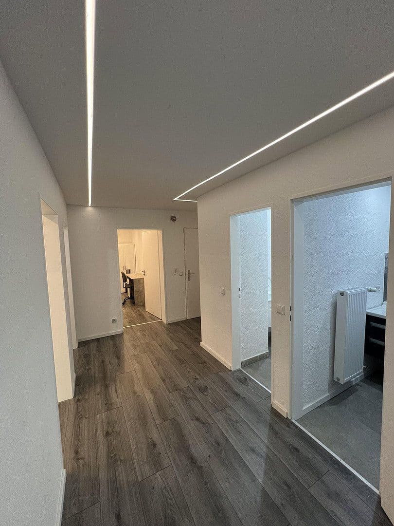 Pronájem bytu 4+1 85 m², Mannheim, Bádensko-Württembersko Pronájem bytu 4+1 85 m², Mannheim, Bádensko-Württembersko