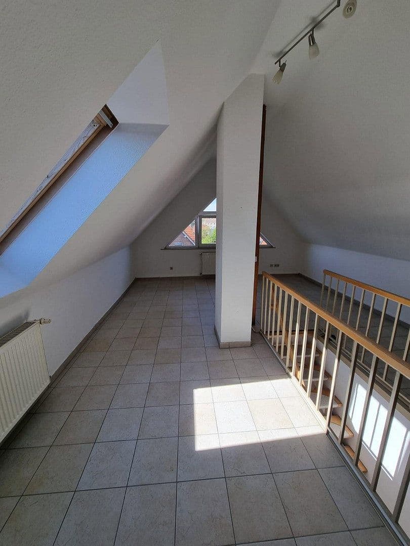 Pronájem bytu 3+1 98 m², Schwalbenweg, Bördeland, Sasko-Anhaltsko Pronájem bytu 3+1 98 m², Schwalbenweg, Bördeland, Sasko-Anhaltsko