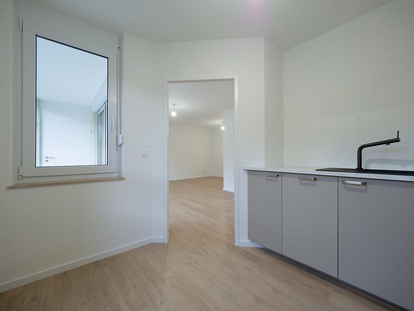 Pronájem bytu 1+kk 45 m², Waldkirch, Bádensko-Württembersko Pronájem bytu 1+kk 45 m², Waldkirch, Bádensko-Württembersko