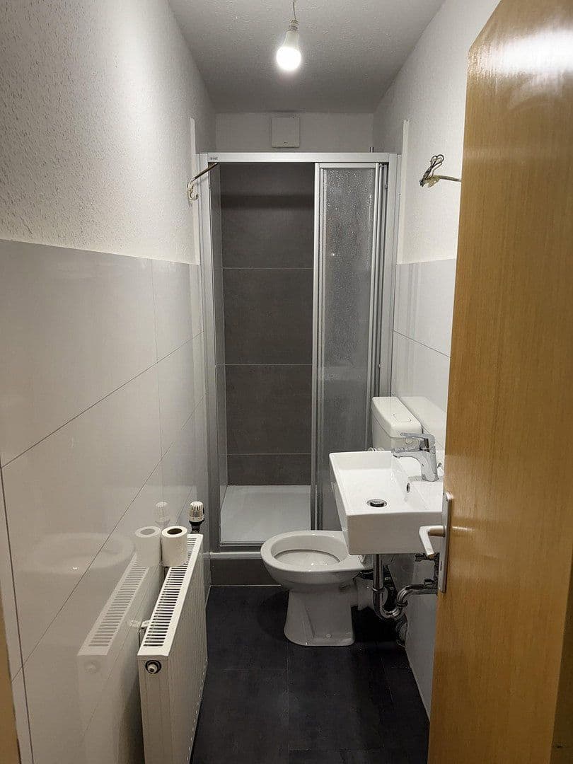 Pronájem bytu 2+1 49 m², Schwarzbach 82, Wuppertal, Severní Porýní-Vestfálsko Pronájem bytu 2+1 49 m², Schwarzbach 82, Wuppertal, Severní Porýní-Vestfálsko