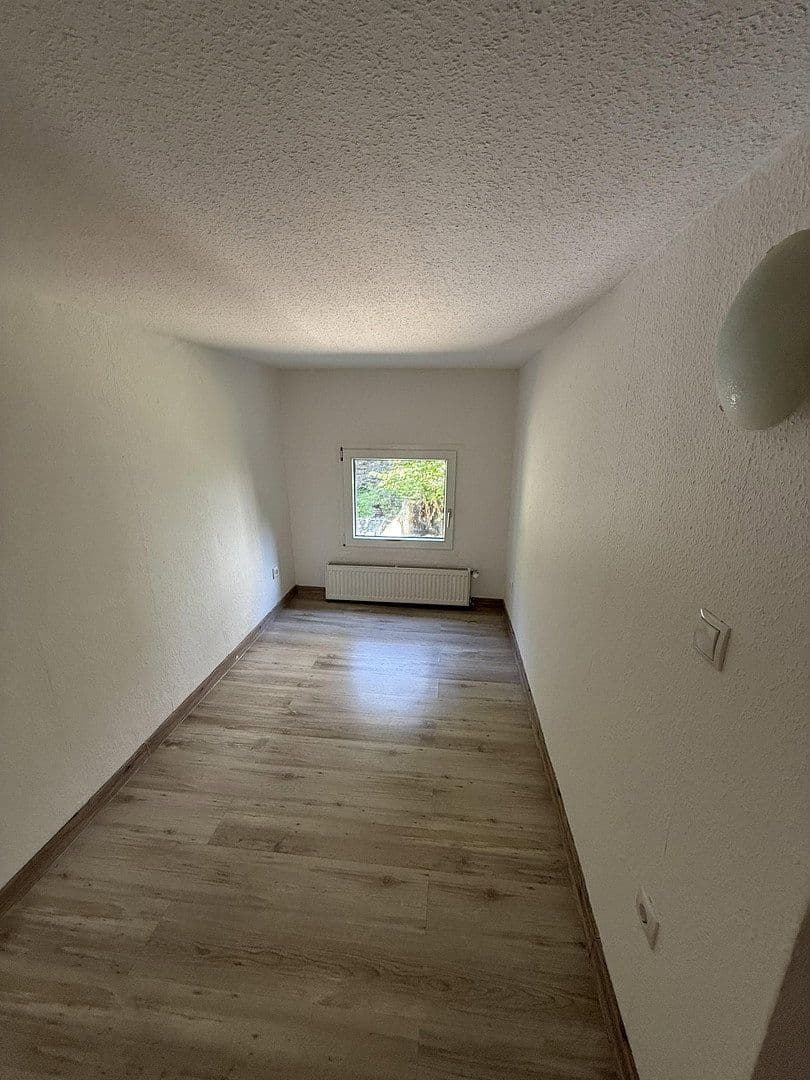 Pronájem bytu 2+1 49 m², Schwarzbach 82, Wuppertal, Severní Porýní-Vestfálsko Pronájem bytu 2+1 49 m², Schwarzbach 82, Wuppertal, Severní Porýní-Vestfálsko