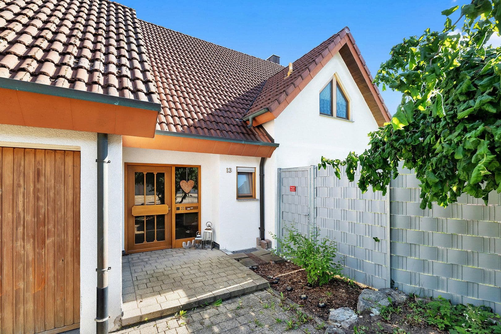 Prodej domu 223 m², pozemek 847 m², Crailsheim, Bádensko-Württembersko Prodej domu 223 m², pozemek 847 m², Crailsheim, Bádensko-Württembersko