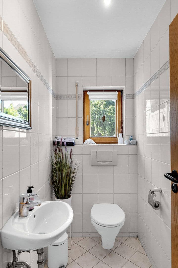 Prodej domu 223 m², pozemek 847 m², Crailsheim, Bádensko-Württembersko Prodej domu 223 m², pozemek 847 m², Crailsheim, Bádensko-Württembersko