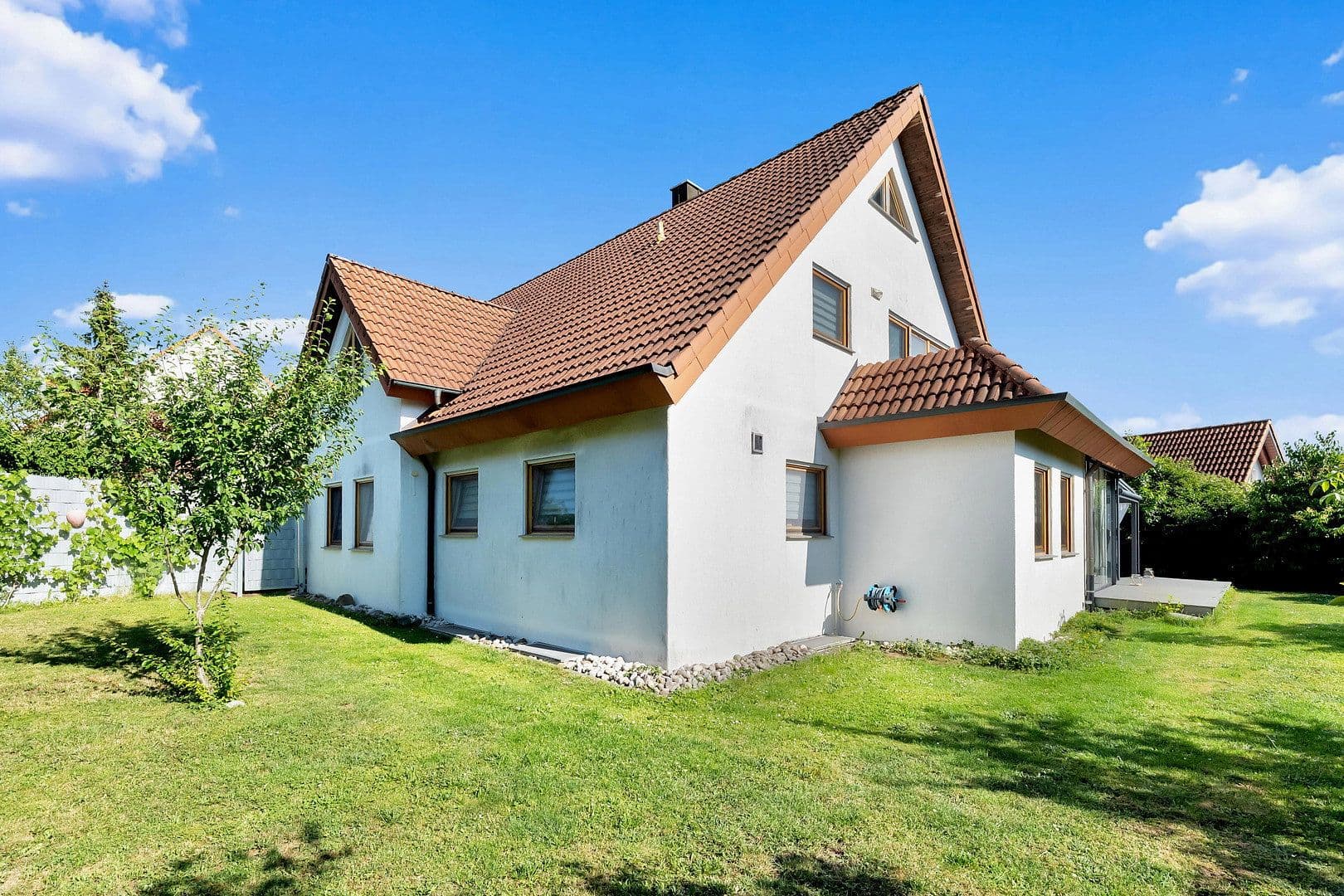 Prodej domu 223 m², pozemek 847 m², Crailsheim, Bádensko-Württembersko Prodej domu 223 m², pozemek 847 m², Crailsheim, Bádensko-Württembersko