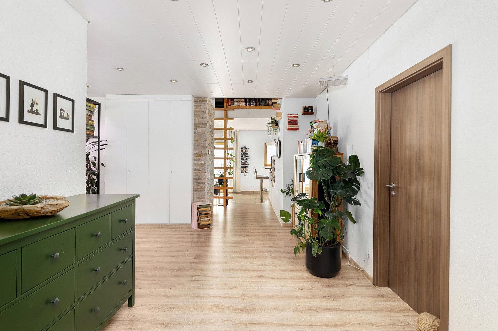Prodej domu 223 m², pozemek 847 m², Crailsheim, Bádensko-Württembersko Prodej domu 223 m², pozemek 847 m², Crailsheim, Bádensko-Württembersko